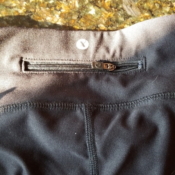 Biking shorts - Picture 2 of 3